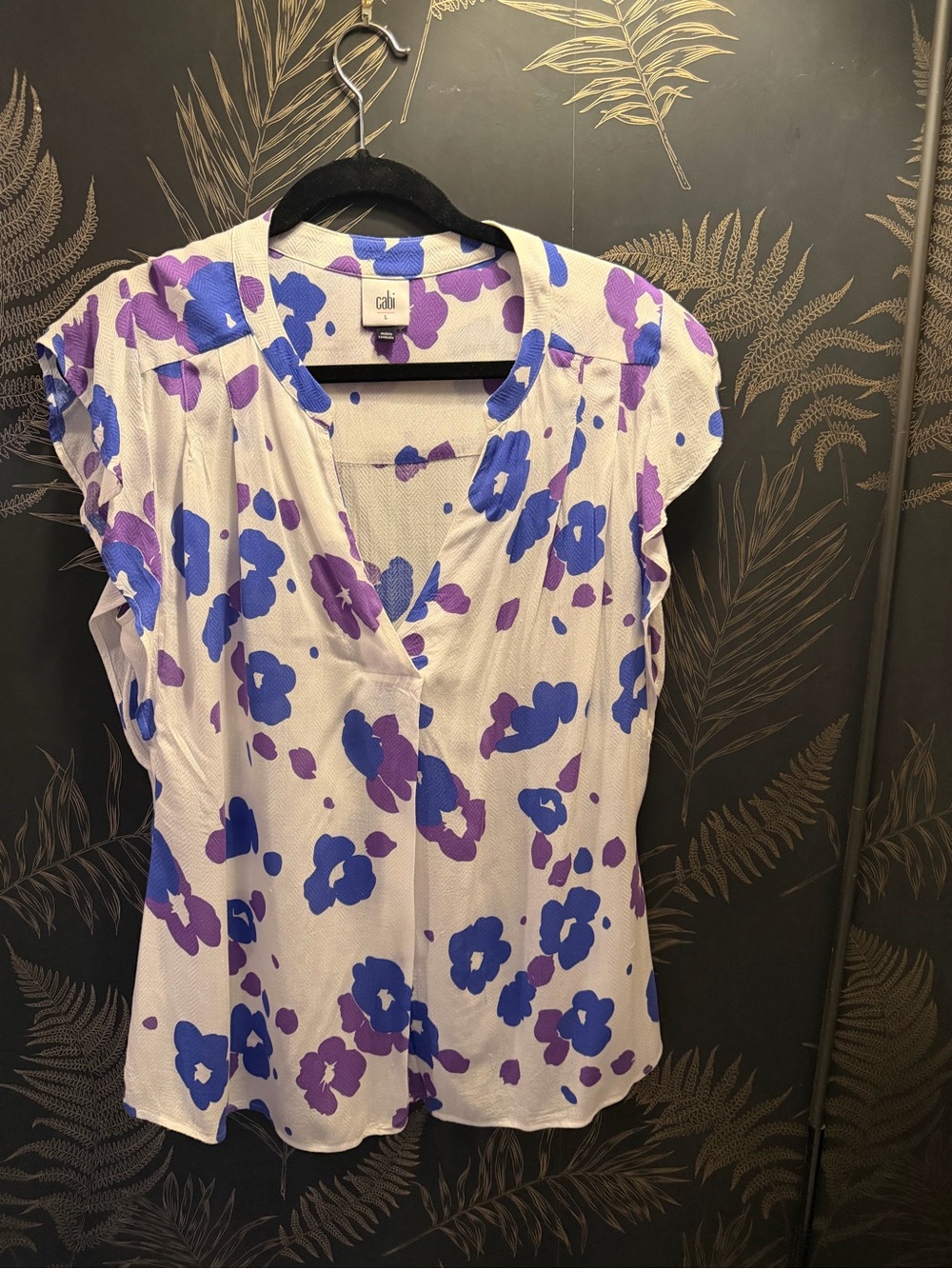 CAbi White Floral V-Neck Cap Sleeve Blouse in Blue & Purple